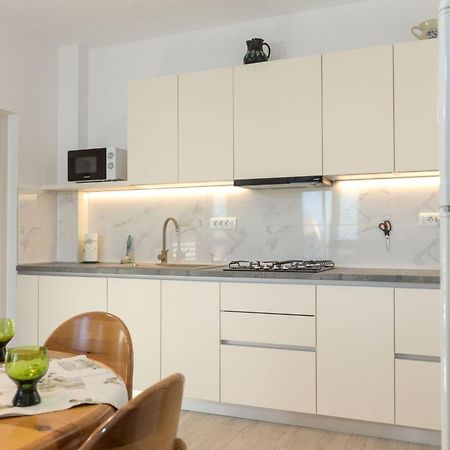 Apartment Bellevue - Pul331 By Interhome Pjescana Uvala Kültér fotó